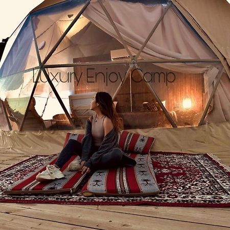 와디럼 Abdullah Luxury Camp 아파트 외부 사진