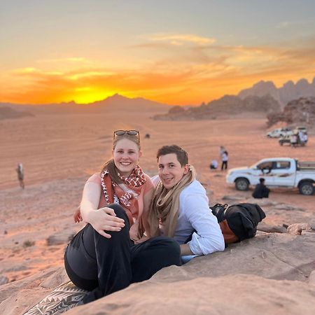 와디럼 Abdullah Luxury Camp 아파트 외부 사진