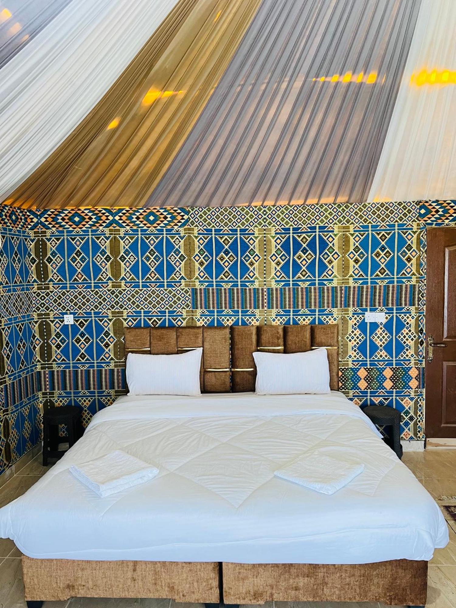 와디럼 Abdullah Luxury Camp 아파트 외부 사진