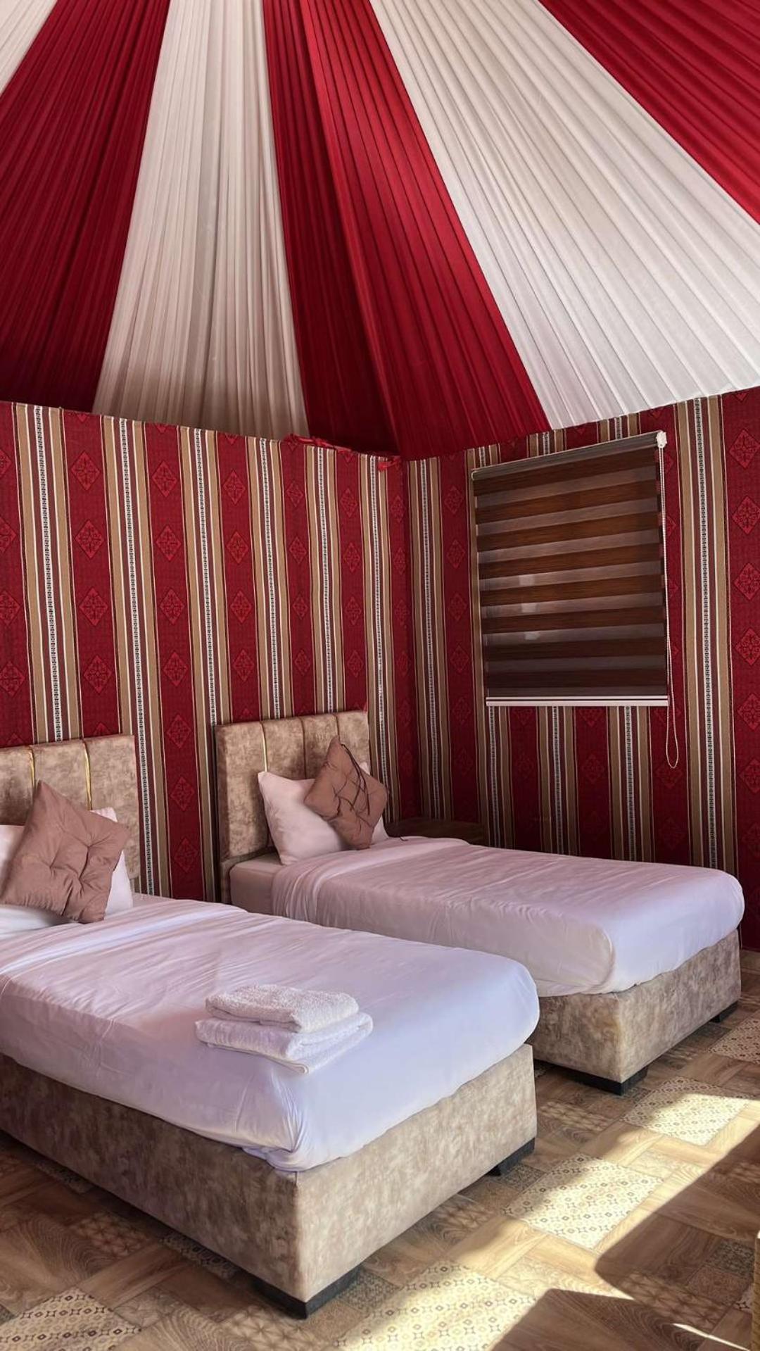 와디럼 Abdullah Luxury Camp 아파트 외부 사진