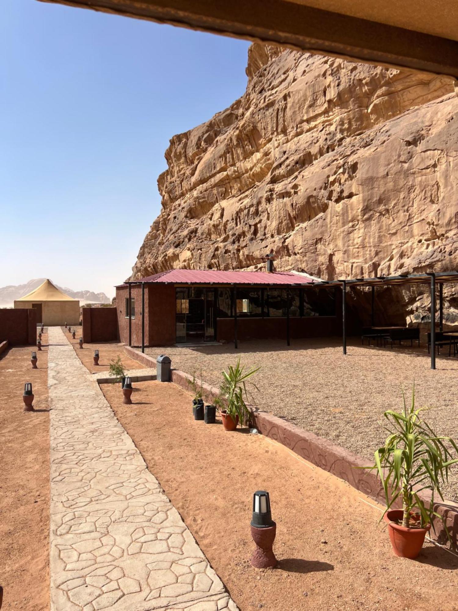 와디럼 Abdullah Luxury Camp 아파트 외부 사진