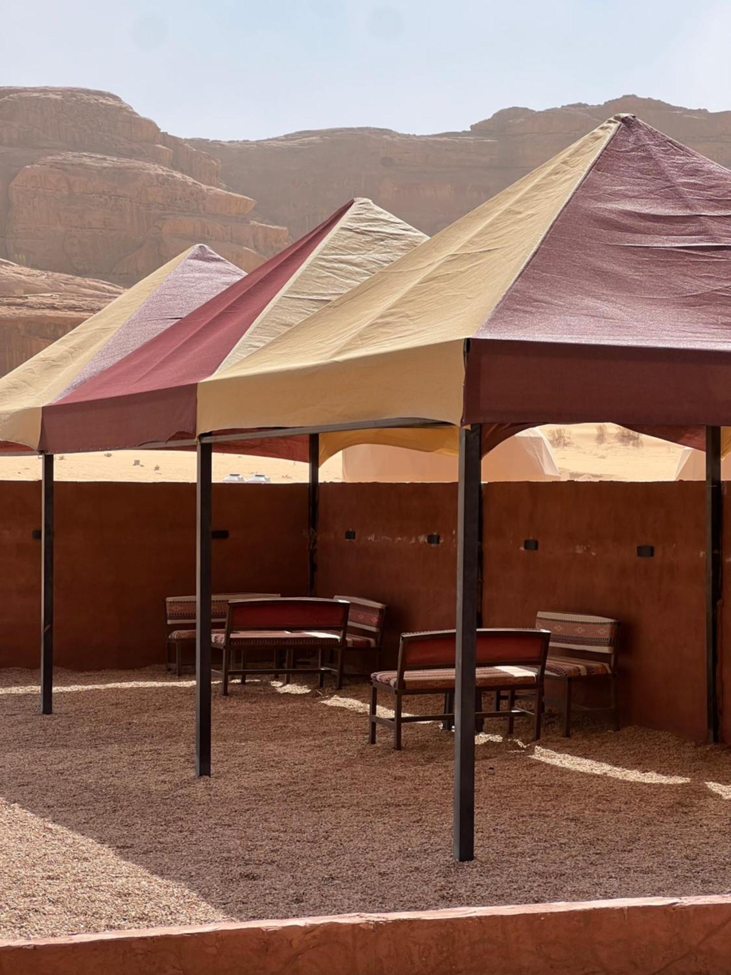 와디럼 Abdullah Luxury Camp 아파트 외부 사진